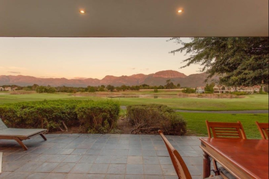 To Let 4 Bedroom Property for Rent in Boschenmeer Golf Country Estate Western Cape